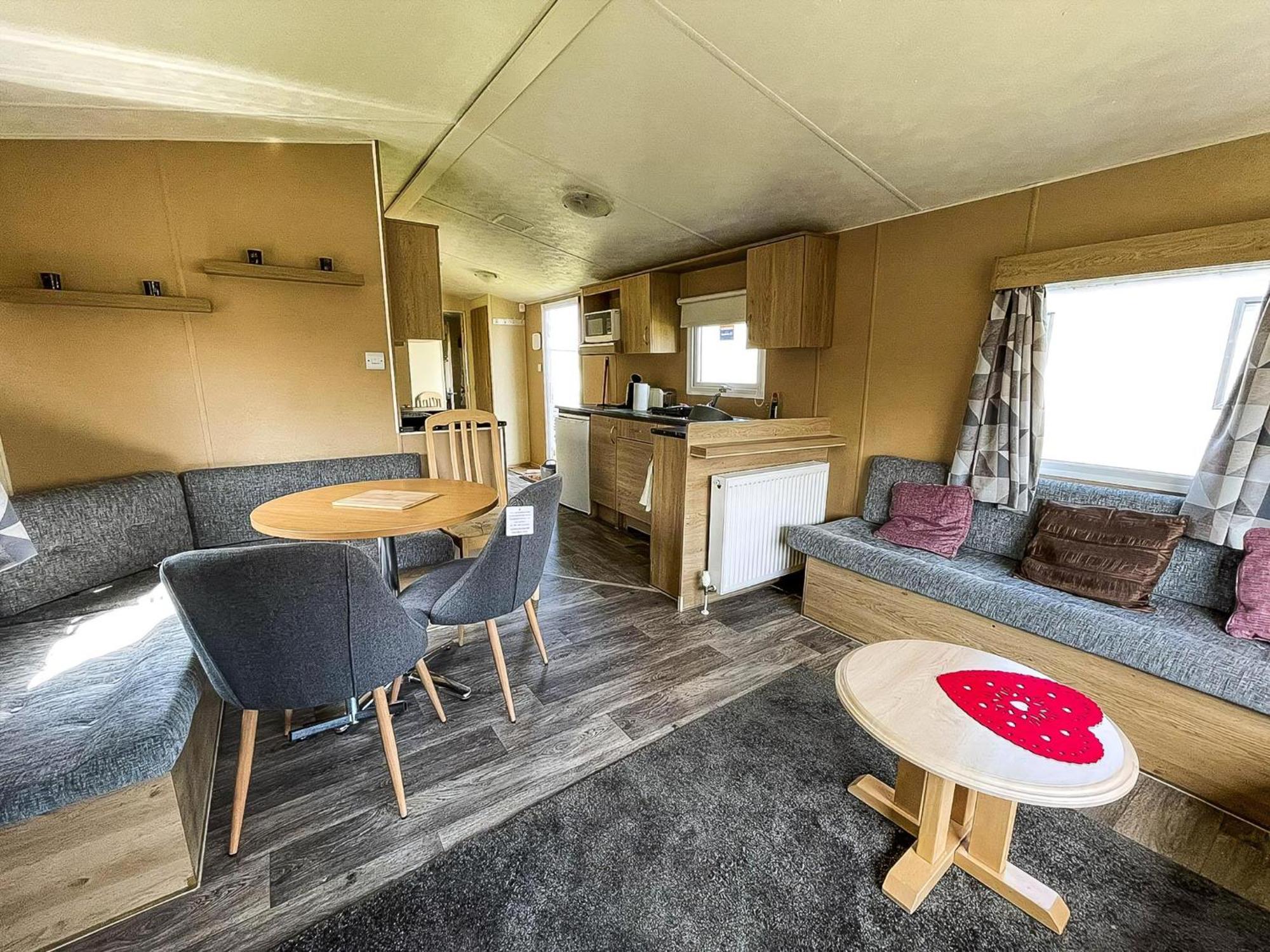 Lovely 6 Berth Caravan At Sunnydale Holiday Park Ref 35375S Louth  Zewnętrze zdjęcie