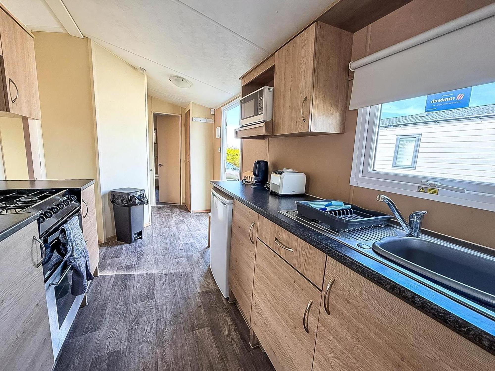 Lovely 6 Berth Caravan At Sunnydale Holiday Park Ref 35375S Louth  Zewnętrze zdjęcie